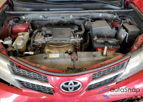 2015 Toyota Rav4 Xle z USA, uszkodzony, nr VIN JTMRFREV0FJ040130